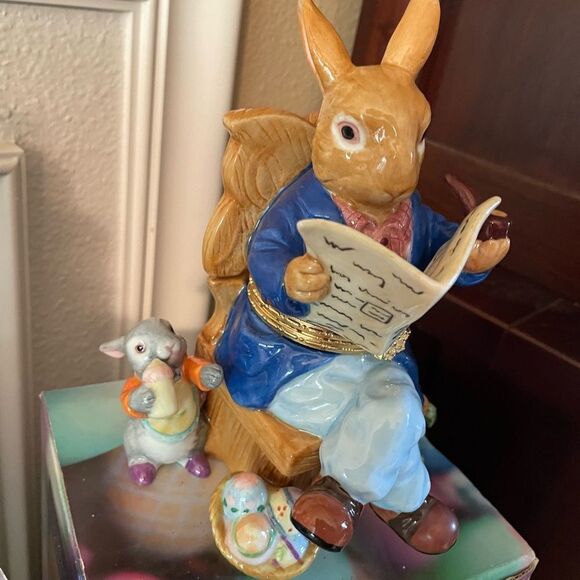 Cardinal Works Company Porcelain Bunny Rabbit Trinket Figures set of 3! - Picture 7 of 15